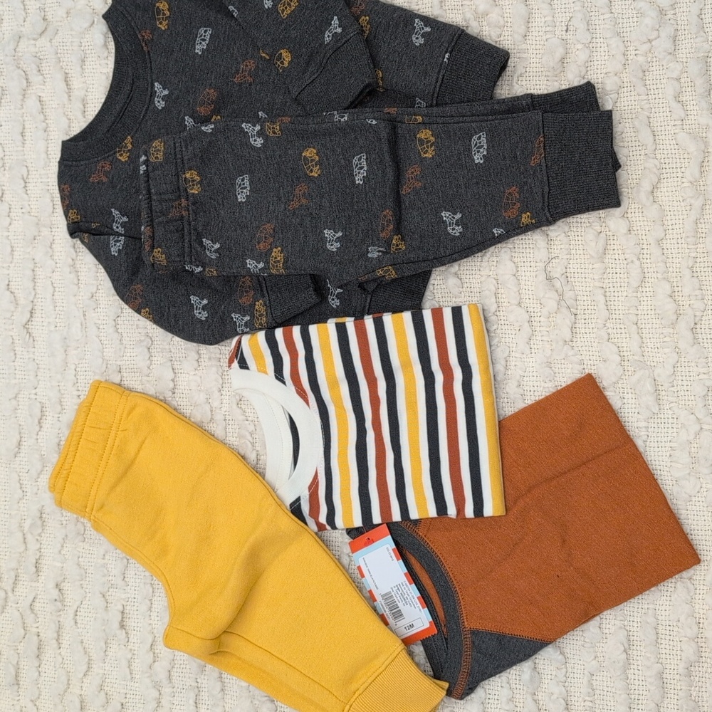 Cat and Jack 12 Month Boys Coordinating Set Sweatshirt Pants Long Sleeve Tee